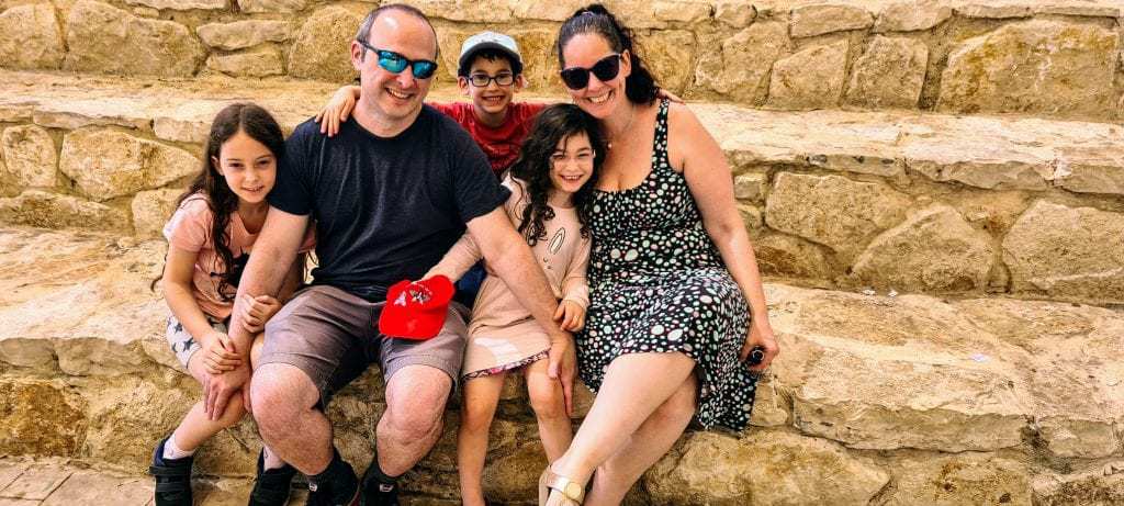 אטרקציות ברמת הגולן למשפחות עם ילדים - ראפינג בנהר הירדן